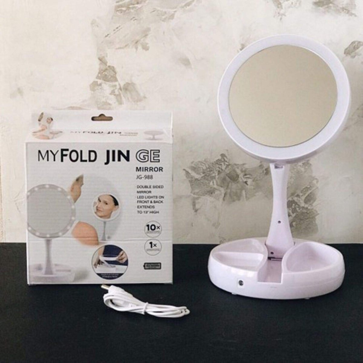 LED Light Makeup Mirror - Saadiq.pk