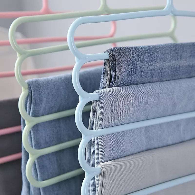 Non Slip Pant Hanger - Saadiq.pk