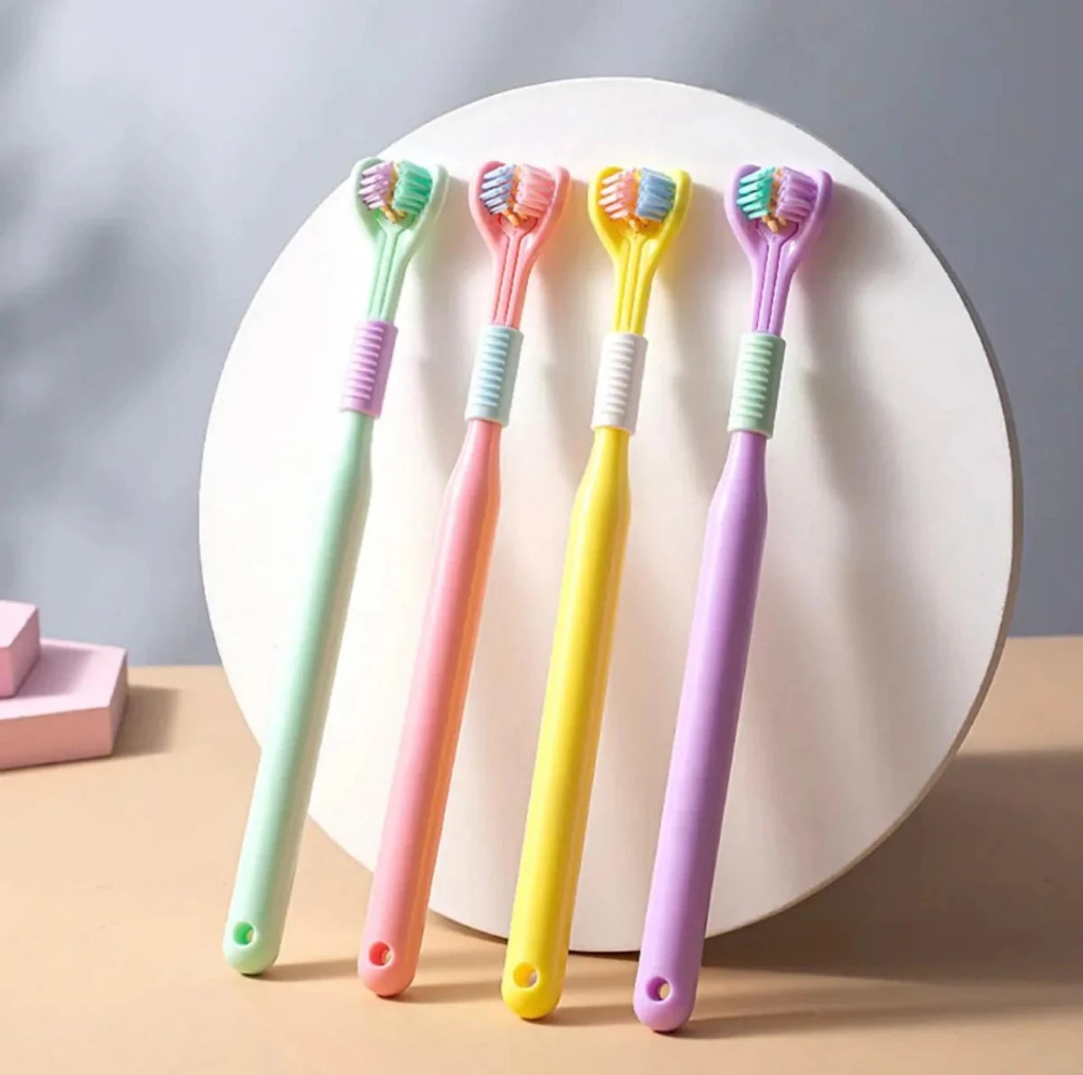 3 - Sided Max Clean Toothbrush – Saadiq.pk - Saadiq.pk