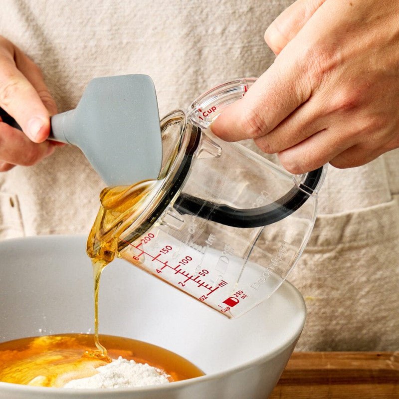 4 - in - 1 Acrylic Measuring Cup – Multi - Function Kitchen Essential - Saadiq.pk