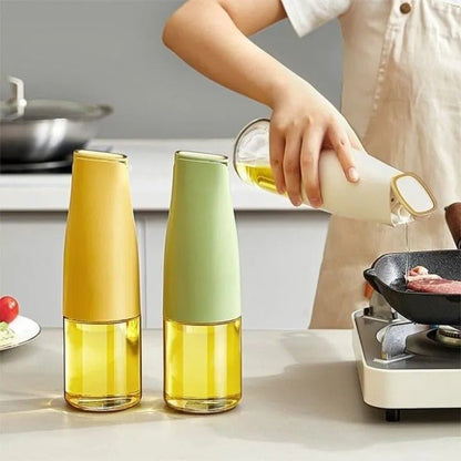 450ml Auto Flip Oil Dispenser Bottle – Leak - Proof Kitchen Container - Saadiq.pk