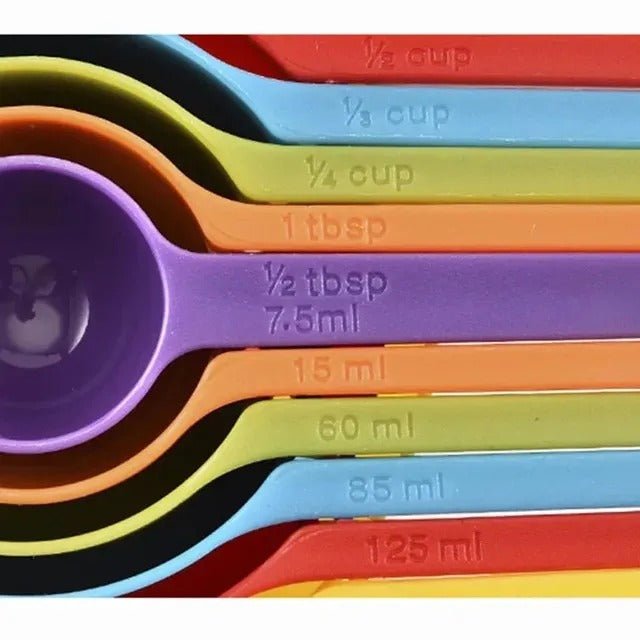 6 Pieces Measuring Spoons & Cups Set with Scale – Kitchen Baking Tools - Saadiq.pk