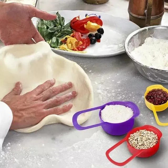 6 Pieces Measuring Spoons & Cups Set with Scale – Kitchen Baking Tools - Saadiq.pk