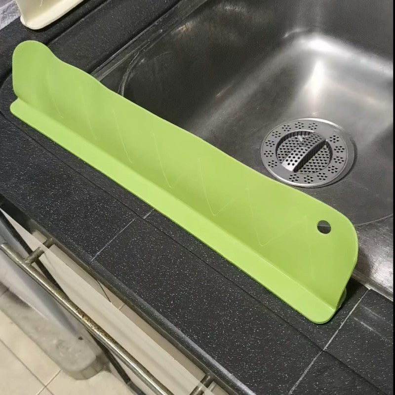 Anti - Splash Sink Splash Guard with Flexible Silicone Design – Water Stopper for Kitchen & Bathroom Sinks - Saadiq.pk