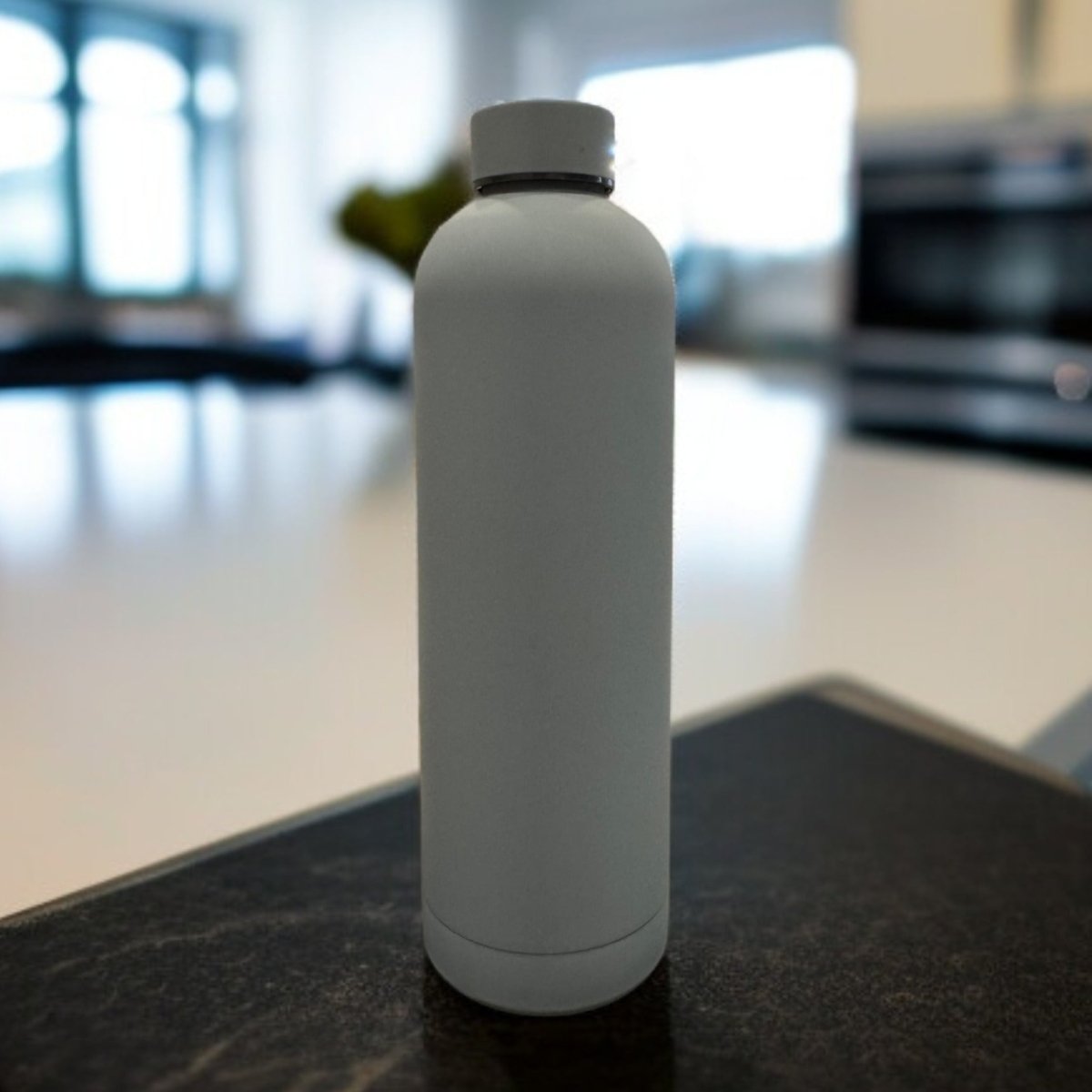 Double Wall Stainless Steel Water Bottle 500ML – Leakproof Thermal Flask for Gym & Sports - Saadiq.pk