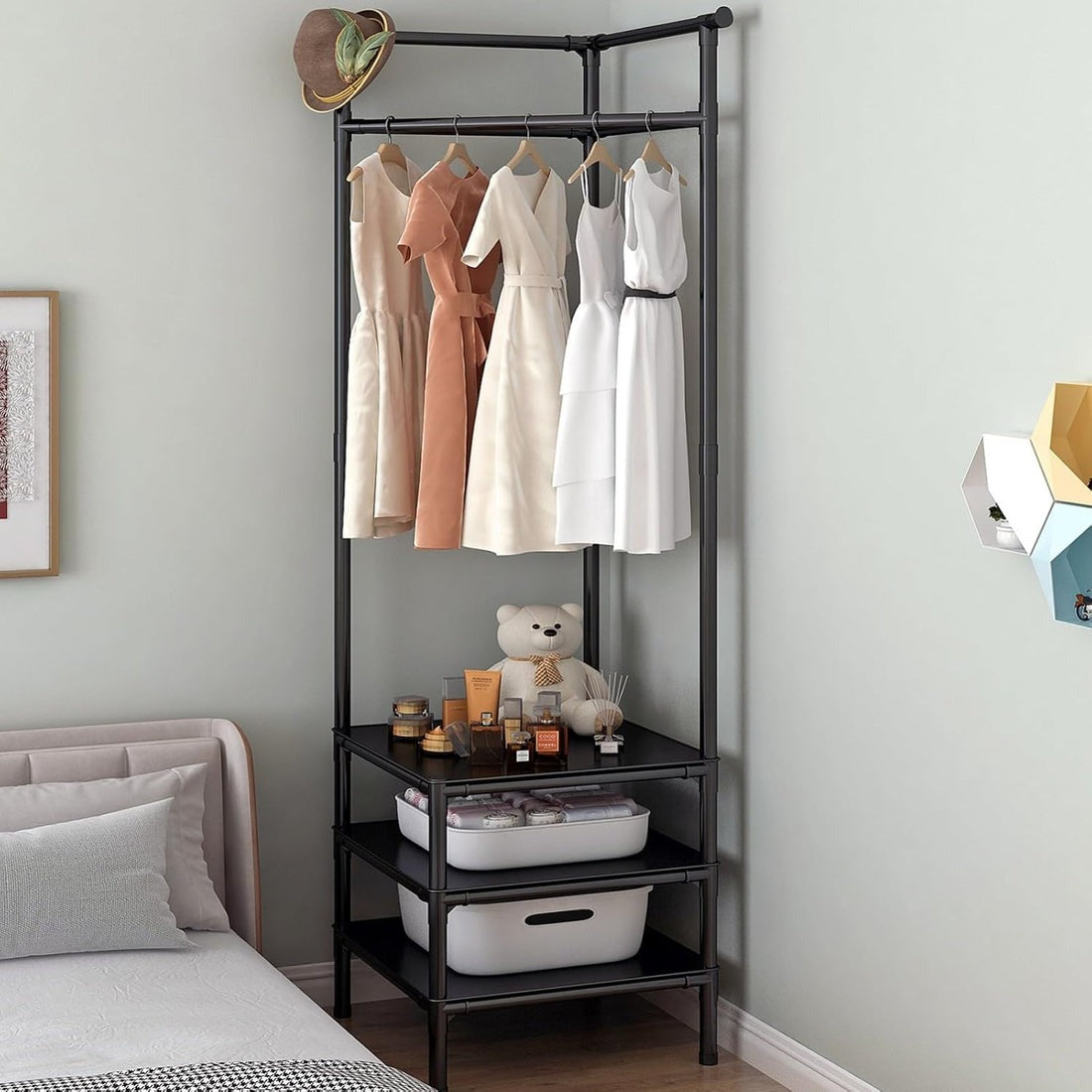 Corner cloth rack