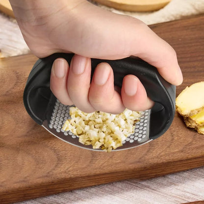 Garlic Crusher - Saadiq.pk