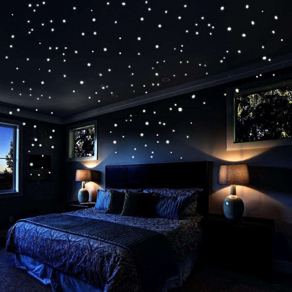 Glowing Star Wall Sticker (Pack of Two) - Saadiq.pk