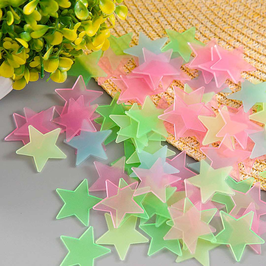 Glowing Star Wall Sticker (Pack of Two) - Saadiq.pk