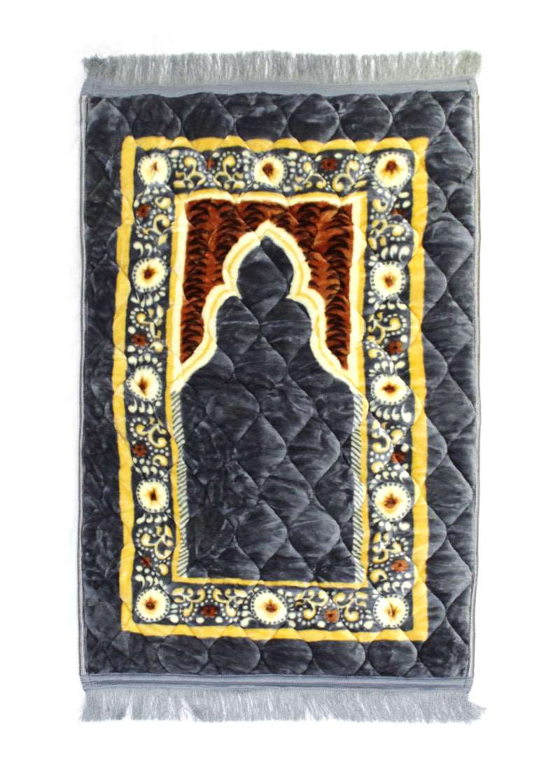 Jaye Namaz Royal – Premium Velvet Prayer Mat with Foam Cushioning - Saadiq.pk
