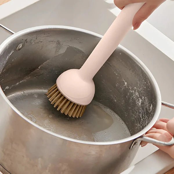 Long Handle Rotatable Dish Brush – Heavy‑Duty Kitchen Cleaning Scrubber - Saadiq.pk