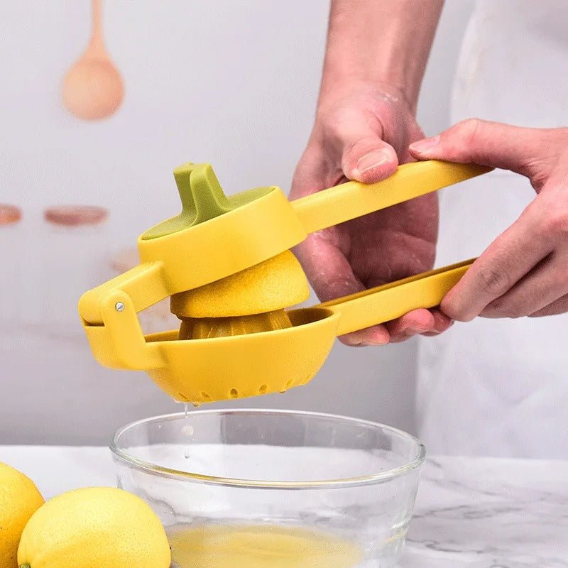Manual Citrus Lemon Squeezer – Easy Handheld Juicer for Lemons, Limes & Oranges - Saadiq.pk