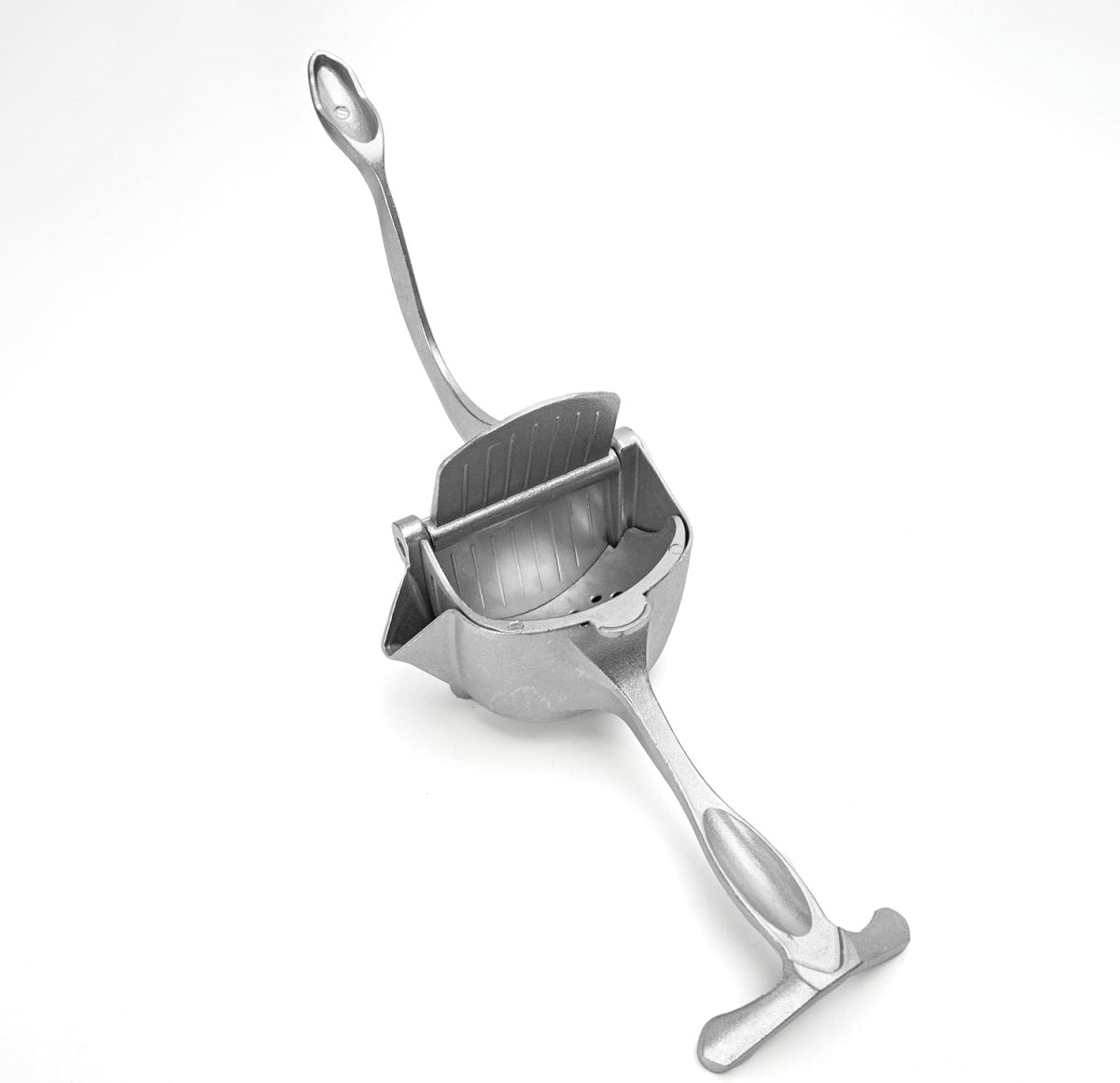 "Manual Fruit Squeezer – Aluminum Lemon & Lime Juicer | Heavy Duty Metal Citrus Press, Easy to Clean" - Saadiq.pk