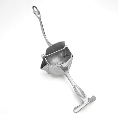 "Manual Fruit Squeezer – Aluminum Lemon & Lime Juicer | Heavy Duty Metal Citrus Press, Easy to Clean" - Saadiq.pk