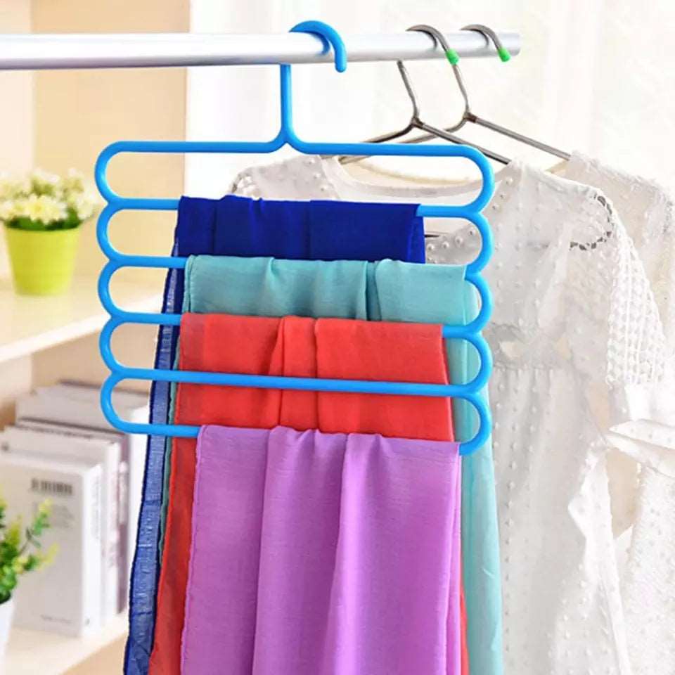 Non Slip Pant Hanger - Saadiq.pk