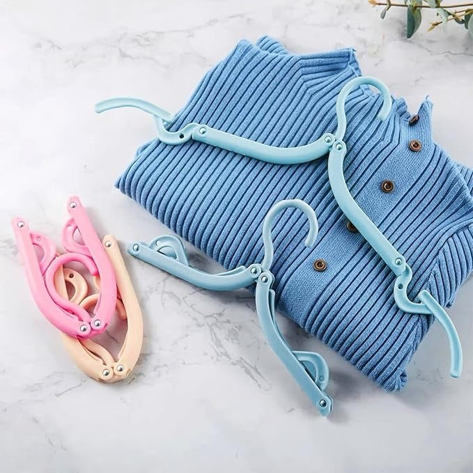 Portable Folding Clothes Hangers – Travel & Home Use - Saadiq.pk