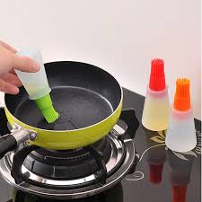 Silicone Cooking Oil Bottle with Brush – Kitchen & BBQ Tool - Saadiq.pk