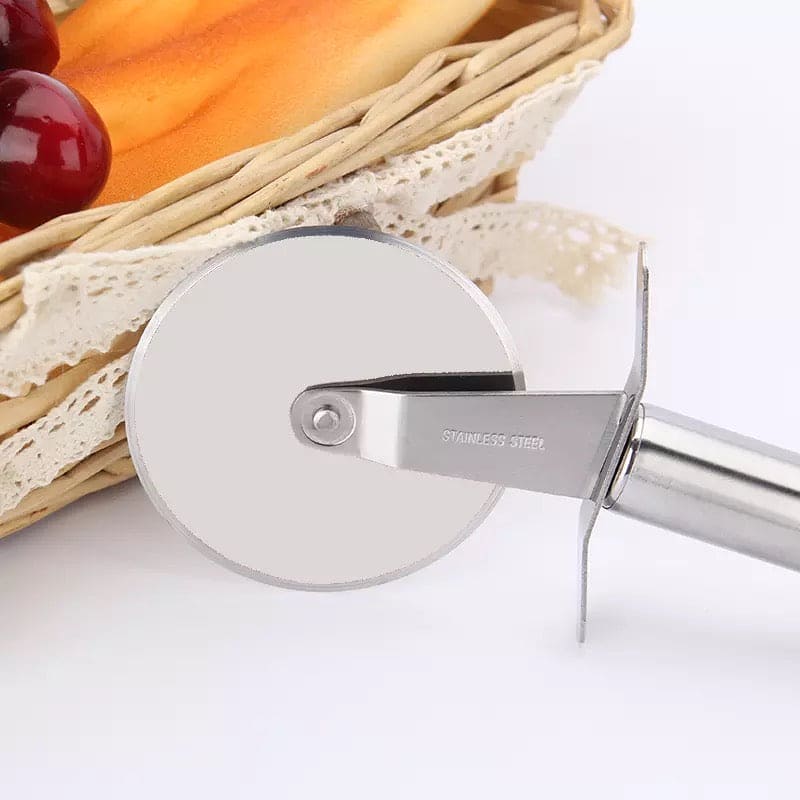Stainless Steel Pizza Cutter Wheel – Sharp & Durable - Saadiq.pk